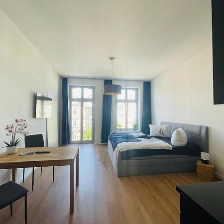 Innenstadt Refugium In Ruhiger Wasserlage+Balkon Lipcse Kültér fotó