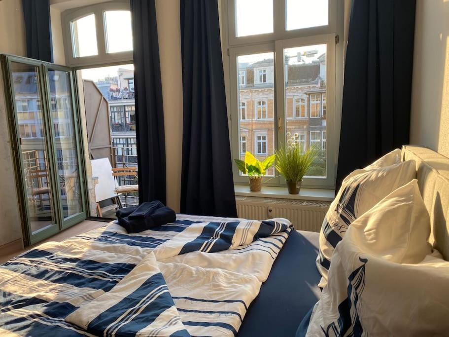 Innenstadt Refugium In Ruhiger Wasserlage+Balkon Lipcse Kültér fotó