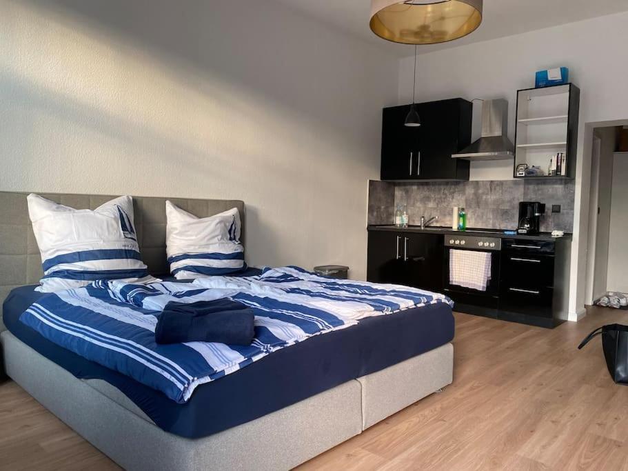 Innenstadt Refugium In Ruhiger Wasserlage+Balkon Lipcse Kültér fotó
